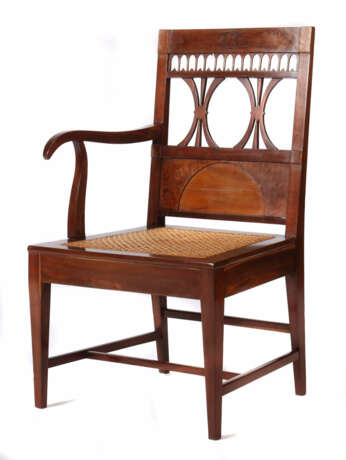 Biedermeier-Spinnstuhl aufgemalte Dat. 1822 mit Monogramm AAP auf der Stuhlrückenlehne - фото 1