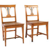 Zwei Biedermeier-Stühle mit Rohrgeflecht 2. Viertel 19. Jahrhundert - Foto 1