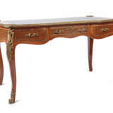 Bureau plat im Louis XV-Stil 1960er Jahre - photo 1