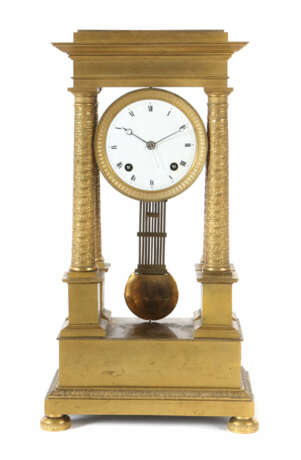 Portal-Uhr 19. Jahrhundert - photo 1