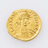 Spätantike / Gold - Solidus Ende 5. Jahrhundert / Anfang 6. Jahrhundertn.Chr. / Constantinopolis, Anastasius (491-518 n.Chr.), - фото 1