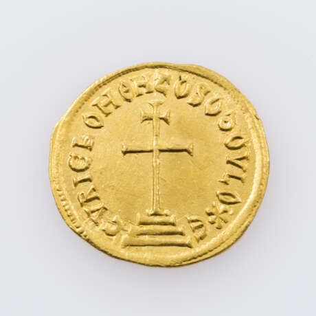 Byzantinisches Reich / Gold - Solidus 9. Jahrhundertn.Chr. / Constantinopolis, Theophilos (829-842 n.Chr.), - Foto 2