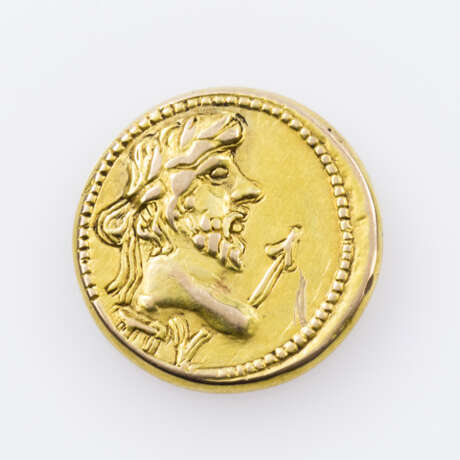 Bosporus / Gold - (antike?) Fälschung eines Goldstaters, Avers: König Sauromates II. (174-210 n.Chr.), - фото 1