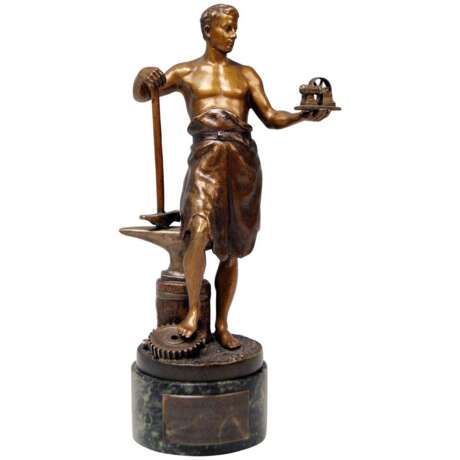 Vienna Bergman Bronze Figurine Smith with Anvil and Gearwheel, circa 1922 “Vienna Bergman Bronze Figurine Smith with Anvil and Gearwheel, circa 1922”, Vienna Bronze, Franz bergmann, Bronze, Austria, 1922 - photo 1