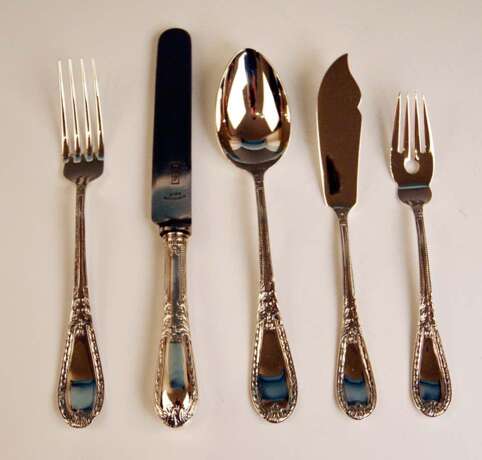 Silver 234-Pieces Cutlery Set 12 Persons Oriol Barcelona Art Nouveau Casket 1900 “RESERVIERT Silver 234-Pieces Cutlery Set”, 'ORIOL' (= jewellery in Barcelona / Spain), Silver, Art Nouveau (1880-1910), Spain, 1925 - photo 11