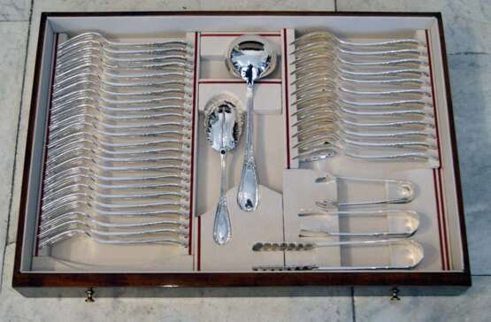 Silver 234-Pieces Cutlery Set 12 Persons Oriol Barcelona Art Nouveau Casket 1900 “RESERVIERT Silver 234-Pieces Cutlery Set”, 'ORIOL' (= jewellery in Barcelona / Spain), Silver, Art Nouveau (1880-1910), Spain, 1925 - photo 9