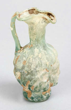 A Roman green glass mold-blown flask - photo 2
