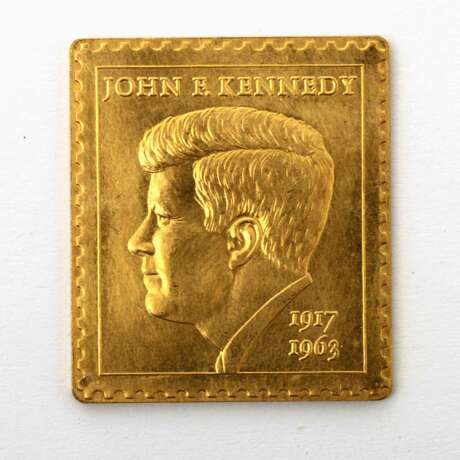 GOLDENE Briefmarken mit Schwerpunktthematik "Die ältesten Briefmarken"- Zusammenstellung bestehend aus 25 Briefmarken in Gold, - photo 3