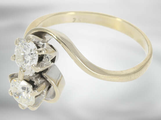 Ring: attraktiver vintage Brillantring, insgesamt ca. 0,95ct, 18K Gelbgold, Handarbeit - Foto 2