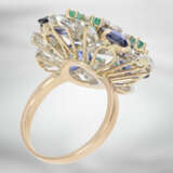 Ring: hochdekorativer Designer-Ring mit Saphiren, Smaragden und Brillanten, insgesamt ca. 5,8ct, 14K Gold, neuwertig und ungetragen - фото 4