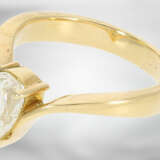 Ring: schöner vintage Goldschmiedering mit Diamant im Tropfenschliff von ca. 0,93ct, 18K Gold, Handarbeit - photo 2