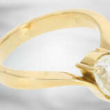 Ring: schöner vintage Goldschmiedering mit Diamant im Tropfenschliff von ca. 0,93ct, 18K Gold, Handarbeit - photo 3