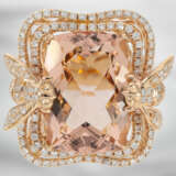 Ring: attraktiver neuwertiger Roségoldring mit sehr schönem Morganit von ca. 13,73ct und kleinen Brillanten, 18K Gold - photo 2