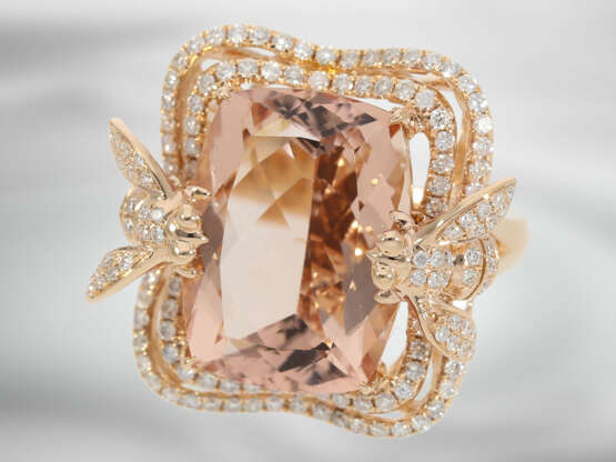 Ring: attraktiver neuwertiger Roségoldring mit sehr schönem Morganit von ca. 13,73ct und kleinen Brillanten, 18K Gold - photo 5