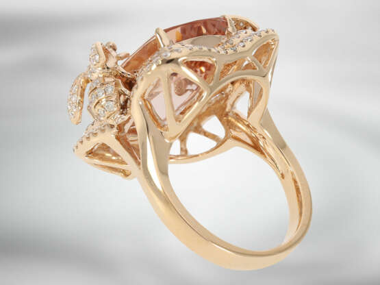 Ring: attraktiver neuwertiger Roségoldring mit sehr schönem Morganit von ca. 13,73ct und kleinen Brillanten, 18K Gold - photo 6
