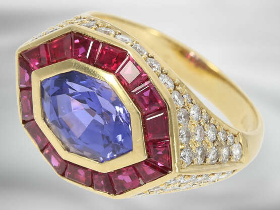 Ring: hochwertiger Rubin/Brillantring mit einem natürlichem "Color-Changing" Saphir von ca. 3,4ct, unbehandelt, mit GRS Gemstone Report aus der Schweiz - photo 2