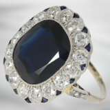 Ring: hochwertiger antiker Saphirring mit Altschliff-Diamanten, insgesamt ca. 10,76ct, 18K Weißgold - Foto 5