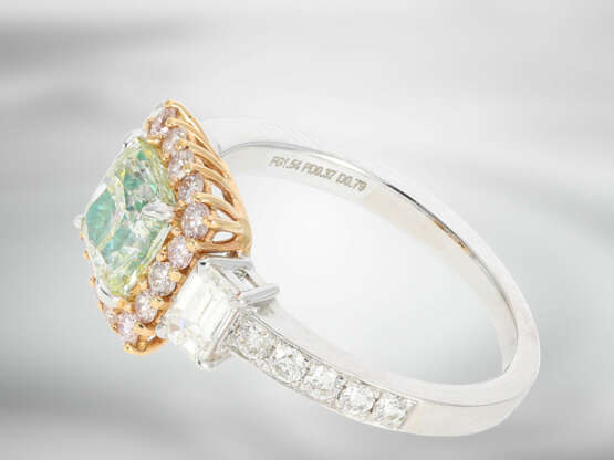 Ring: hochdekorativer neuwertiger Goldring mit extrem seltenem natürlichen Fancy Green Diamanten von 1,54ct, pinken Brillanten und weißen Diamanten, mit GIA Report - photo 4