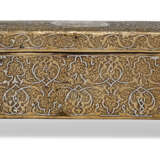 A SILVER OVERLAID BRASS PEN-CASE - фото 4