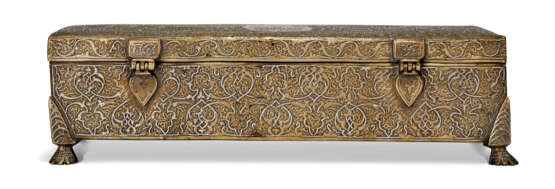 A SILVER OVERLAID BRASS PEN-CASE - фото 4