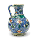 AN IZNIK POTTERY JUG - photo 2