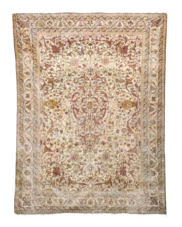 A SILK KASHAN `MOHTASHAM` RUG - фото 1