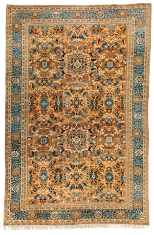 A LARGE SULTANABAD CARPET - фото 1