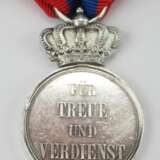 Schaumburg-Lippe: Silberne Verdienstmedaille (1893-1905). - Foto 2