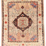 A KASHAN `MOHTASHAM` CARPET - photo 1