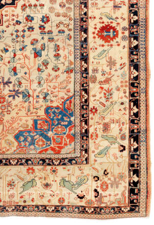 A KASHAN `MOHTASHAM` CARPET - photo 3