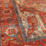 A HERIZ CARPET - photo 3