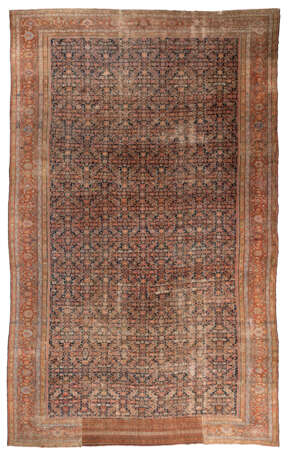 AN EXTREMELY LARGE FEREGHAN CARPET - фото 1
