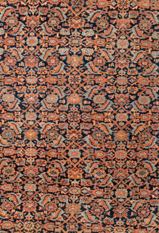 AN EXTREMELY LARGE FEREGHAN CARPET - фото 2