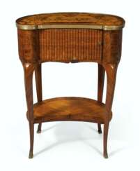 A LOUIS XV KINGWOOD, TULIPWOOD AND MARQUETRY TABLE A ECRIRE