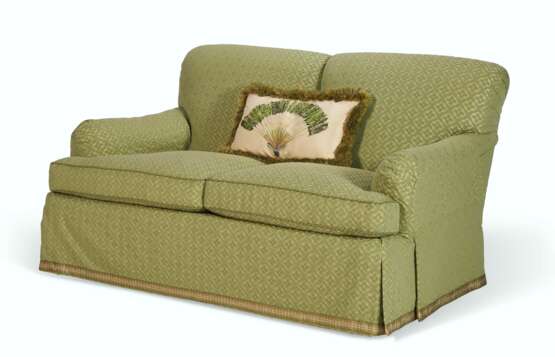 AN UPHOLSTERED TWO SEAT SOFA - photo 2