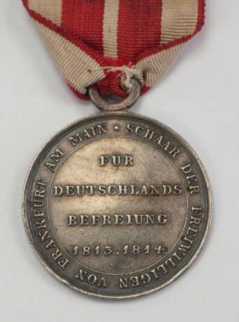 Frankfurt: Silberne Kriegsdenkmünze für die Schaar der Freiwillige 1814. - photo 2