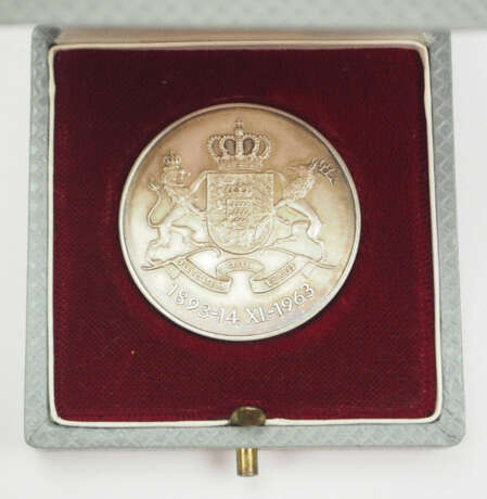Württemberg: Medaille auf den 70. Geburtstag Philipp Herzog von Württemberg am 14.11.1963. - Foto 3