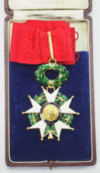 Frankreich : Orden der Ehrenlegion, 9. Modell (1870-1951), Komturkreuz, im Etui.