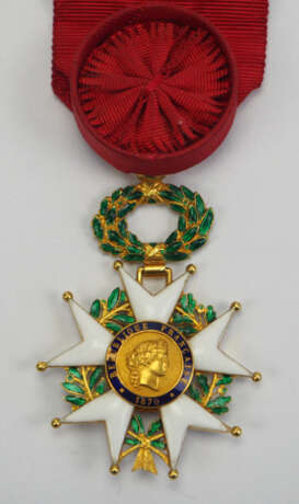 Frankreich : Orden der Ehrenlegion, 9. Modell (1870-1951), Offizierskreuz. - фото 1