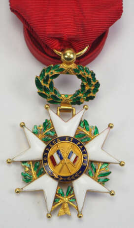 Frankreich : Orden der Ehrenlegion, 9. Modell (1870-1951), Offizierskreuz. - фото 3