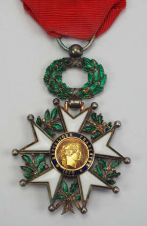Frankreich : Orden der Ehrenlegion, 9. Modell (1870-1951), Ritterkreuz. - Foto 1