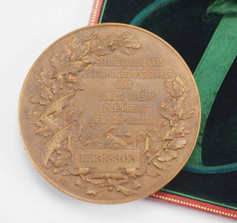 Frankreich: Medaille für einen Abgeordneten der Nationalversammlung 1885, im Etui. - photo 2