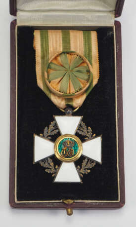 Luxemburg: Orden der Eichenkrone, 2. Modell (seit 1858), Offizierskreuz, im Etui. - фото 1