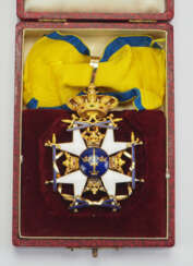 Schweden: Königlicher Schwert-Orden, 2. Modell, 2. Typ (1920-1951), Komturkreuz, im Etui.