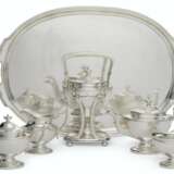 Stone, Arthur J. AN AMERICAN SILVER FIVE-PIECE TEA SERVICE AND MATCHING TRAY - фото 1