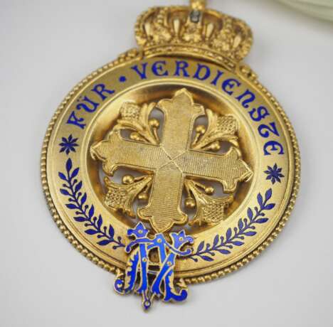 Preussen: Frauen-Verdienstkreuz, in Gold (1907-1918). - photo 1