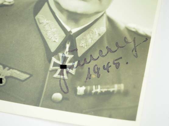 Band zum Ritterkreuz des Eisernen Kreuzes - Generalleutnant Max Fremerey - Kommandeur der 29. Infanterie-Division (mot.). - photo 2