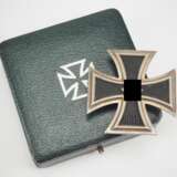 Eisernes Kreuz, 1939, 1. Klasse, im GRÜNEN Etui - Hersteller 65. - фото 1
