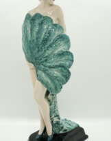 Goldscheider Vienna Art Deco Figurine 'Fan Lady' by Stephan Dakon, circa 1930 Goldscheider Vienna Art Deco Figurine 'Fan Lady' by Stephan Dakon, circa 1930