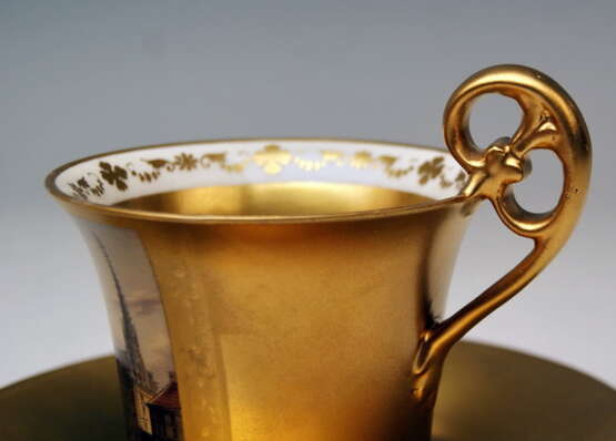 Vienna Imperial Porcelain Cup Saucer Painted Viennese Veduta Golden Shaded 1822 “VERKAUFT Vienna Cup Veduta 1822”, Austria, 1822 - photo 4